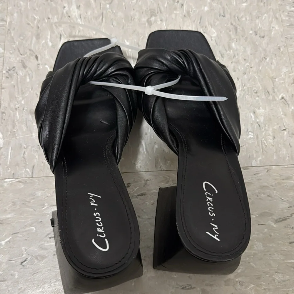NEW! Circus by Sam Edelman Marianna Woven Slide Sandal- 10 ✈️ & 6.5🚛 & 5.5🚕